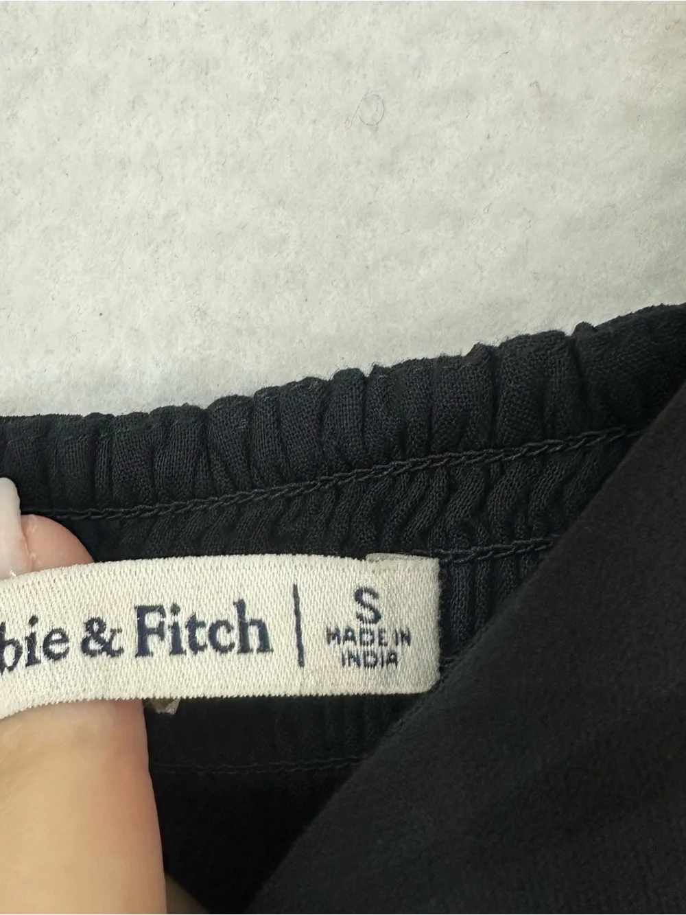 Abercrombie & Fitch Ruched Sweetheart Puff Sleeve Crop Top Women’s Small Black